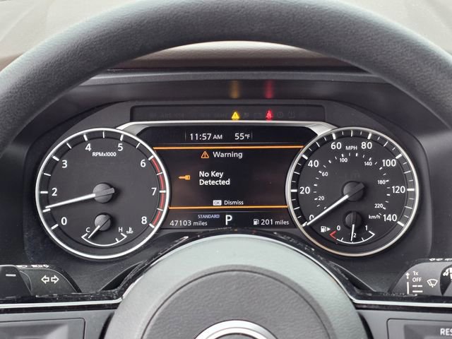 Used 2023 Nissan Rogue SV image 11