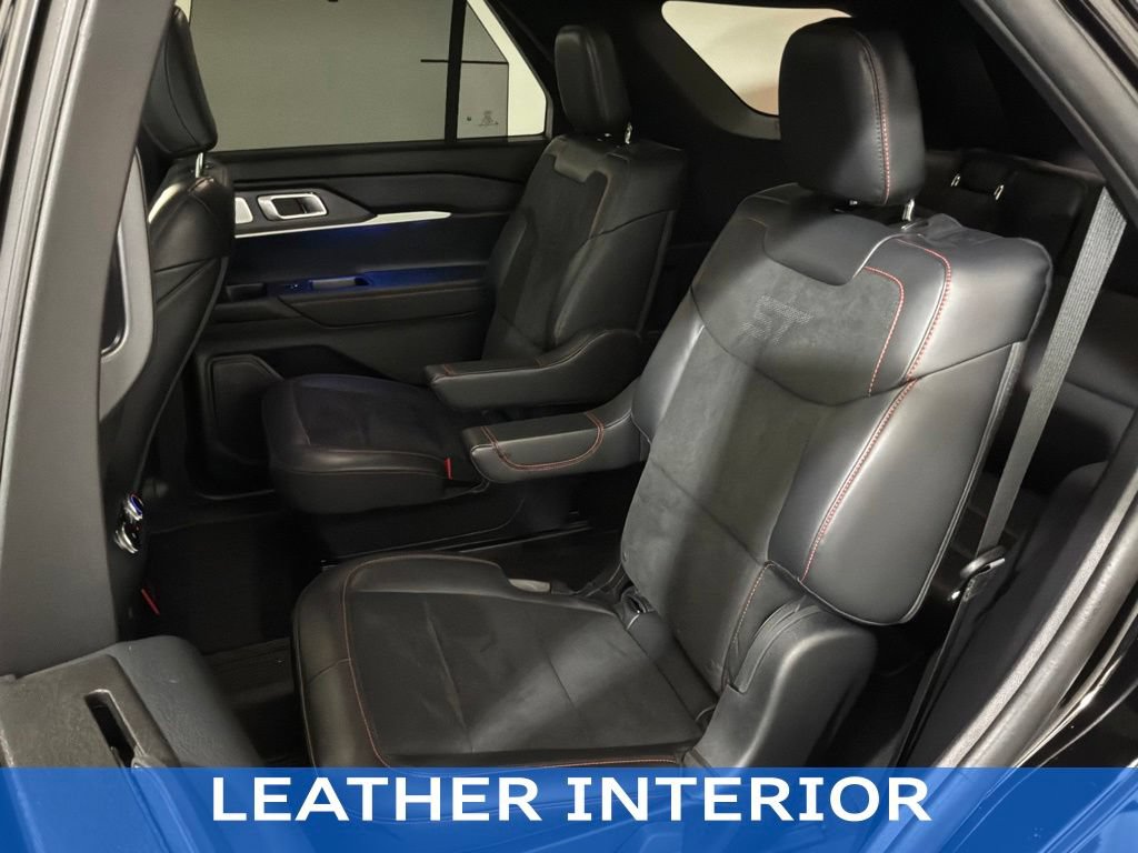 Certified 2025 Ford Explorer ST AWD/4WD image 18