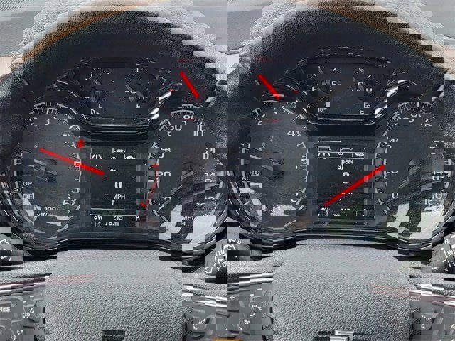 Used 2019 Chevrolet Cruze Diesel w/ Sun And Sound Package image 35