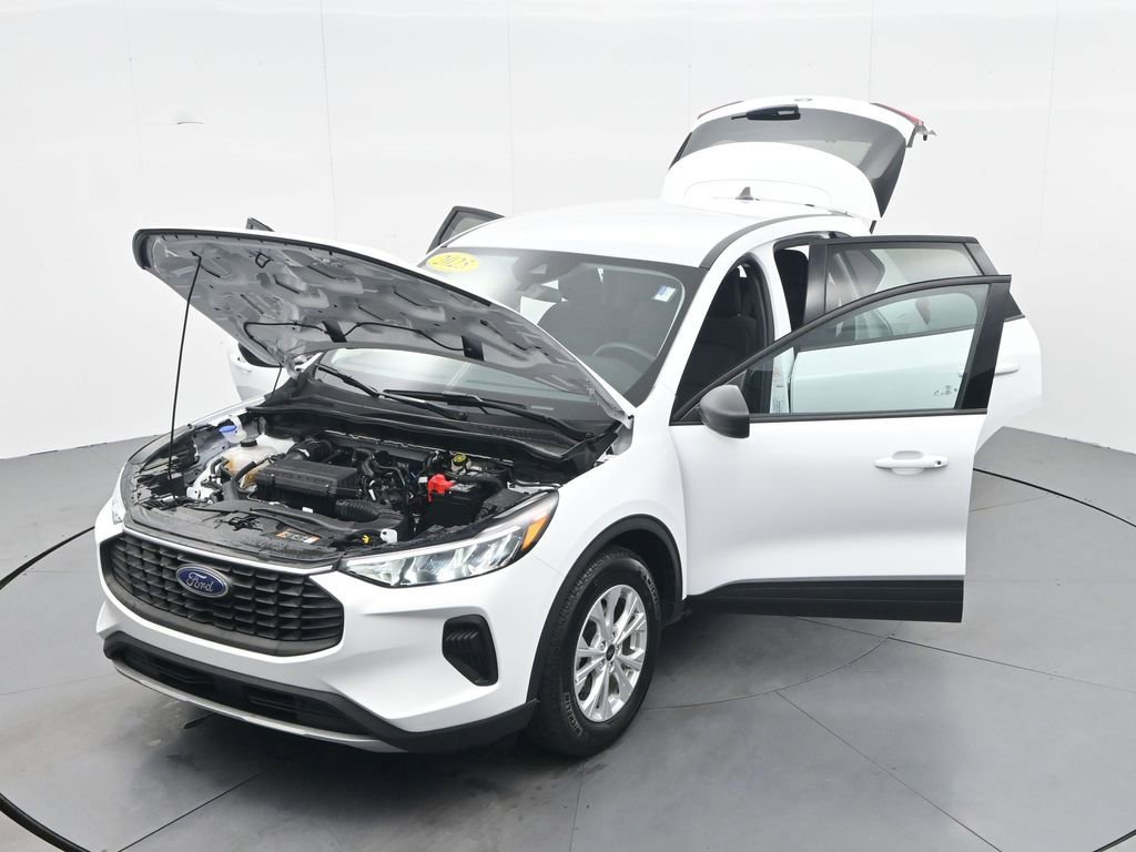 Certified 2025 Ford Escape Active FWD image 33