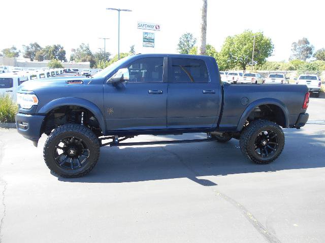 Used 2022 RAM 3500 Laramie AWD/4WD image 2