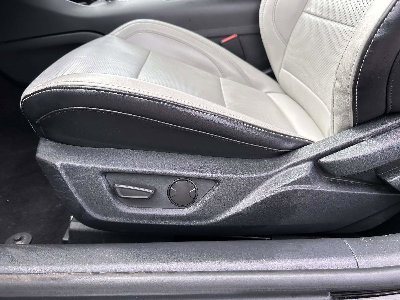 Certified 2024 Ford Mustang Premium image 11