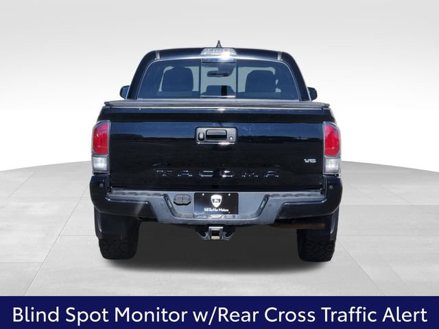 Used 2022 Toyota Tacoma TRD Sport w/ Technology Package AWD/4WD image 9