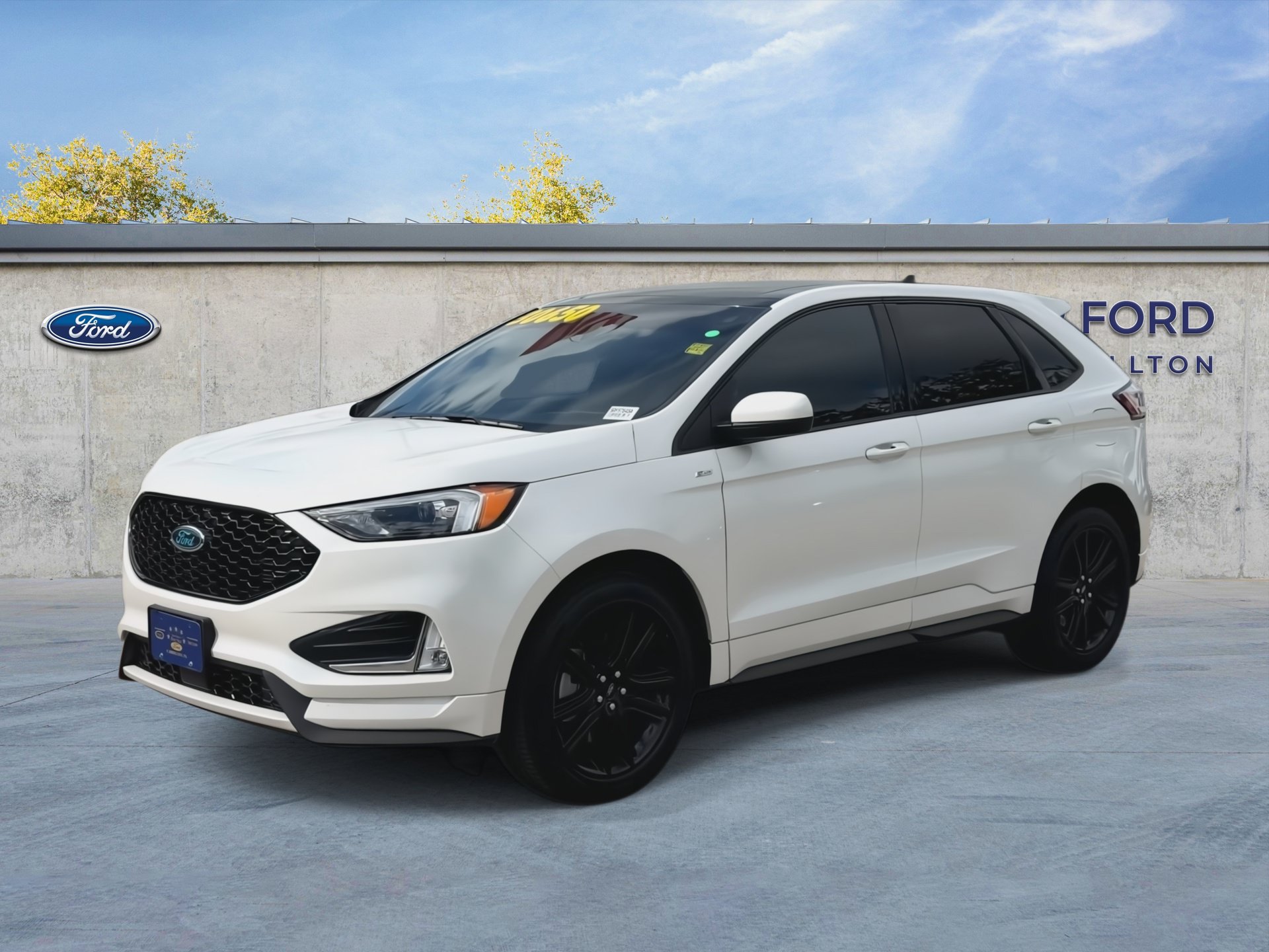 Certified 2023 Ford Edge ST-Line AWD/4WD image 4