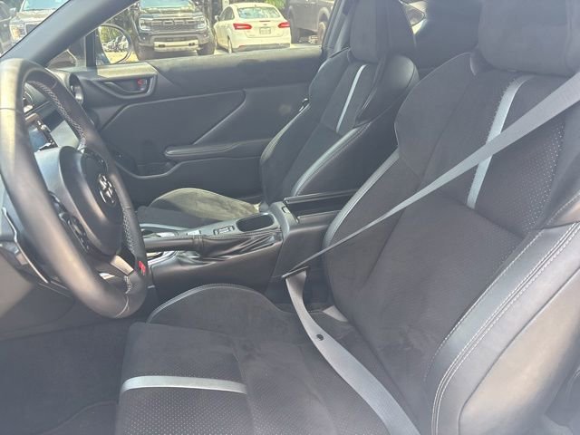 Used 2024 Toyota GR86 Premium RWD image 6