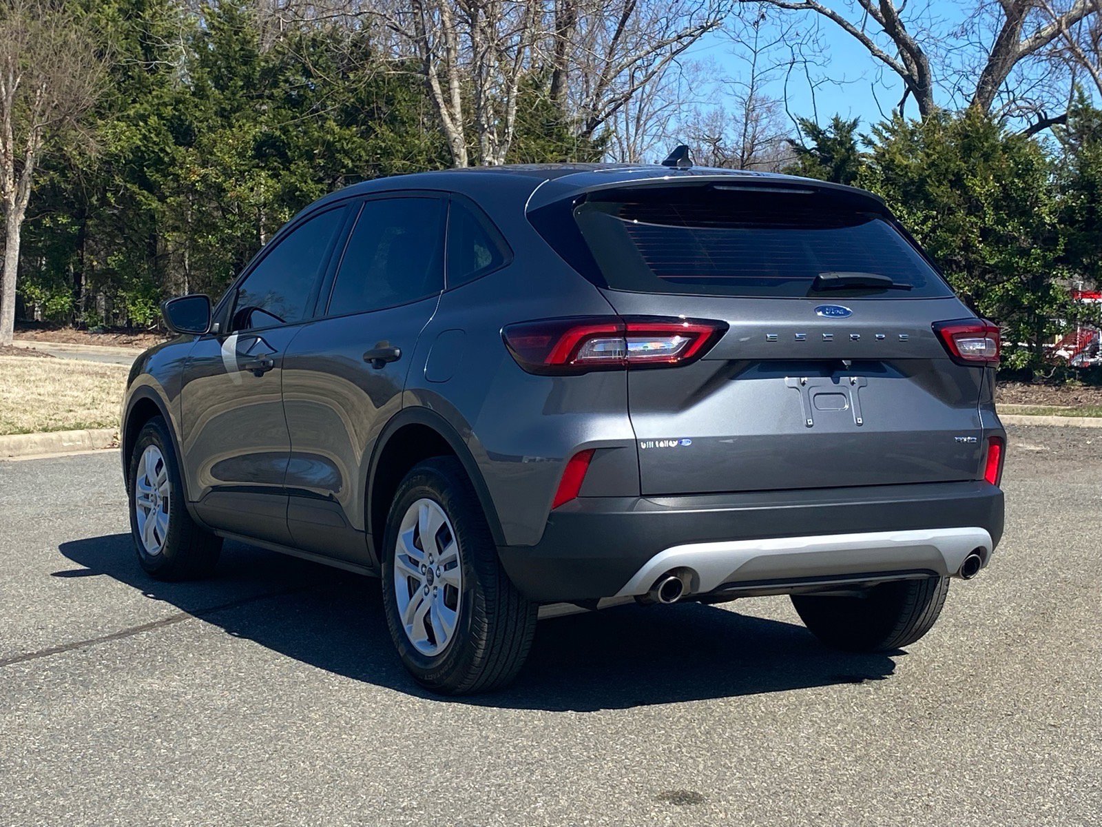 Certified 2023 Ford Escape Base image 5