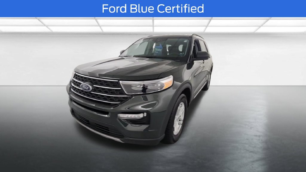 Certified 2024 Ford Explorer XLT w/ Equipment Group 202A AWD/4WD image 2