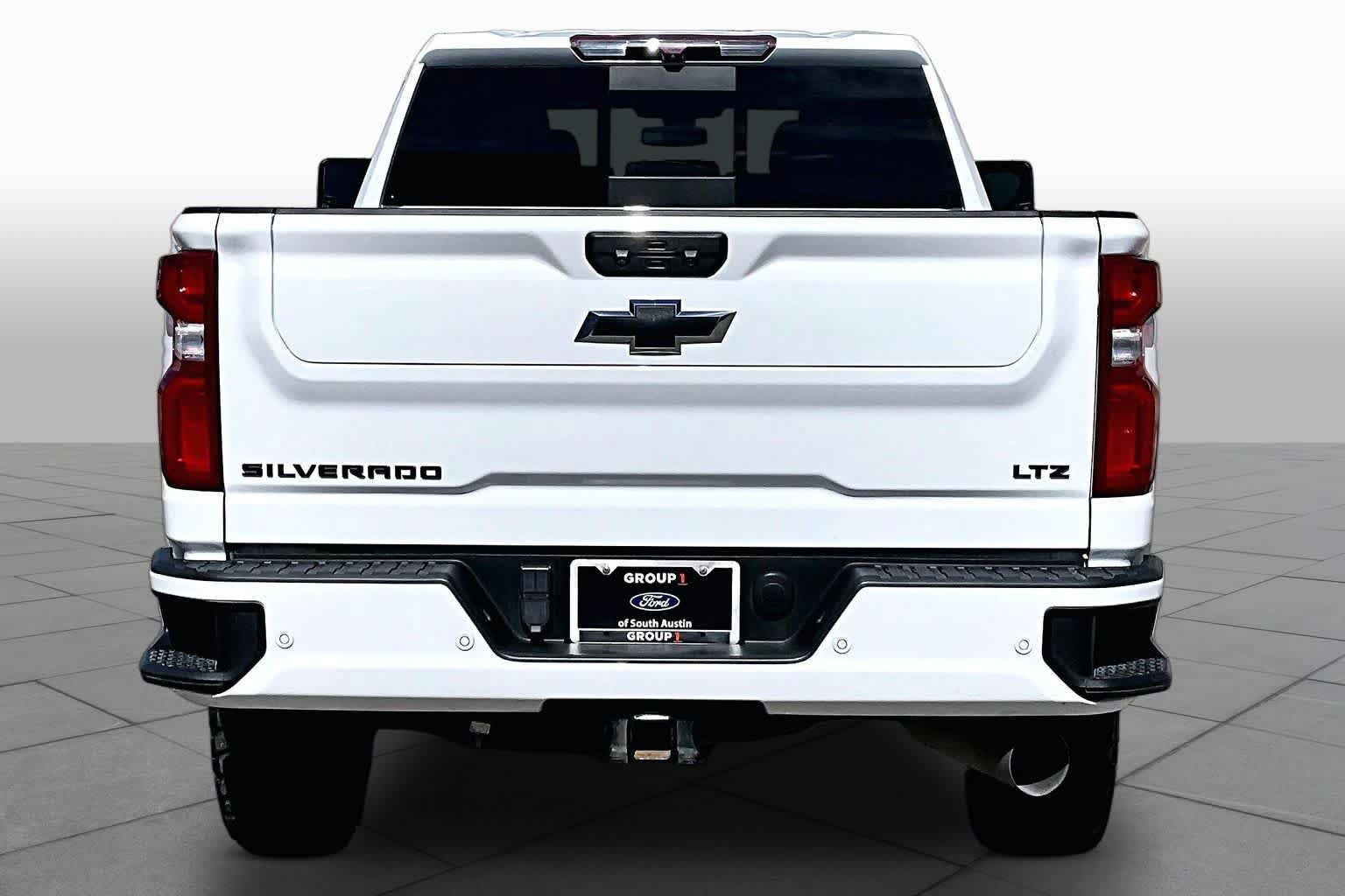 Used 2023 Chevrolet Silverado 2500 LTZ w/ LTZ Plus Package AWD/4WD image 5