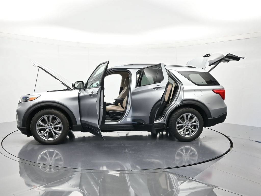 Certified 2023 Ford Explorer Limited w/ Equipment Group 301A RWD image 47