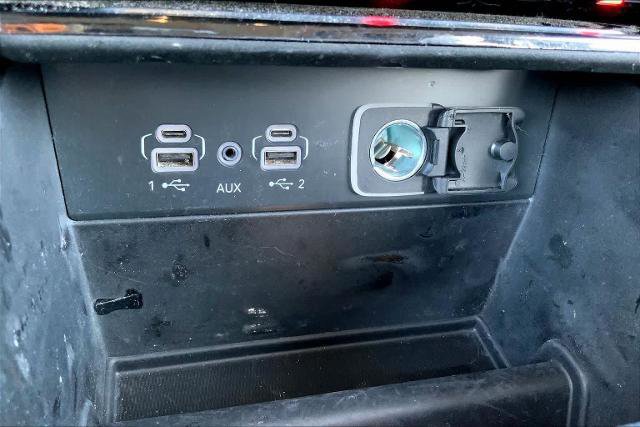 Used 2023 Jeep Grand Cherokee L Limited RWD image 34
