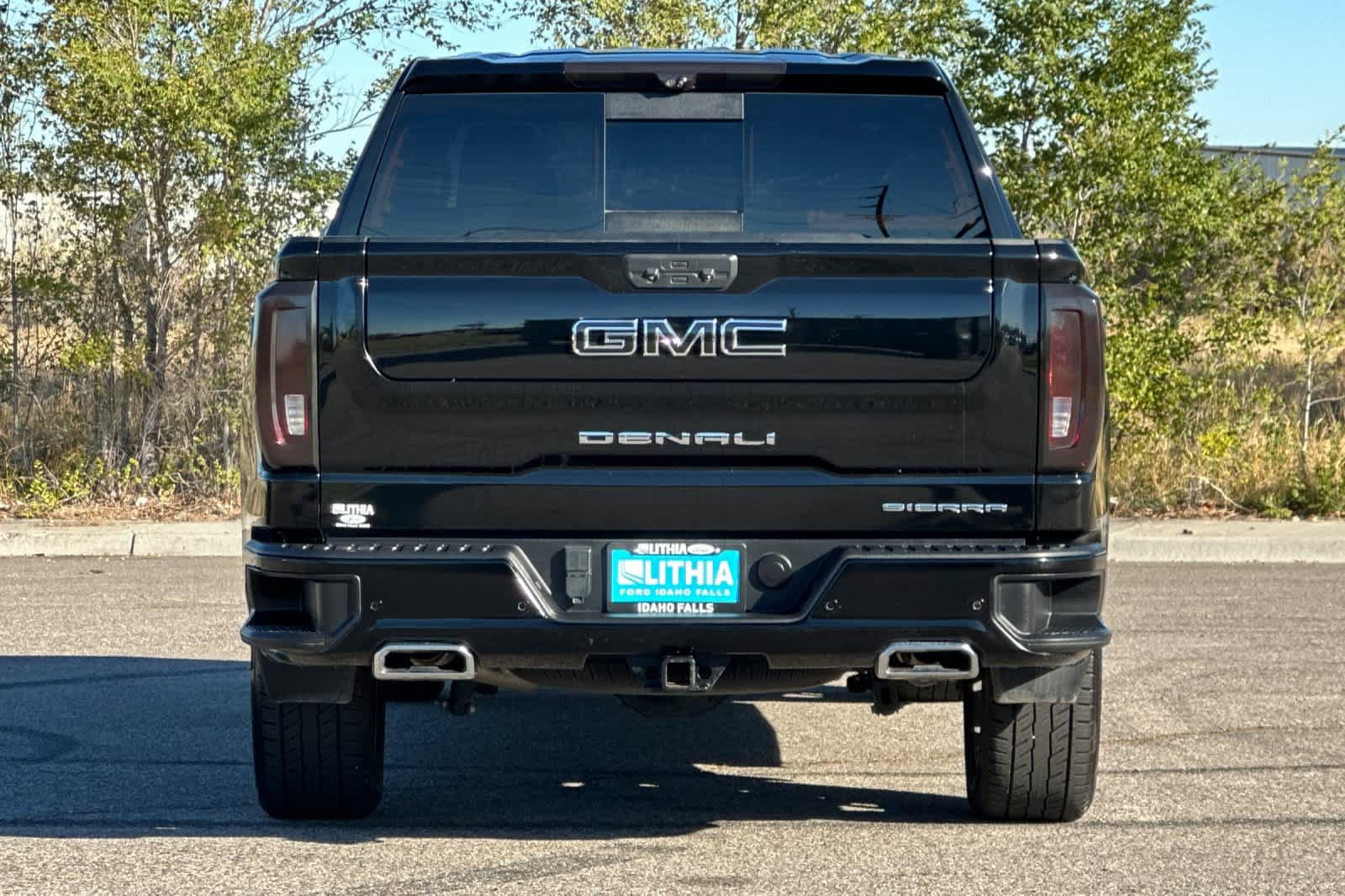 Used 2024 GMC Sierra 1500 Denali w/ Denali Reserve Package AWD/4WD image 7