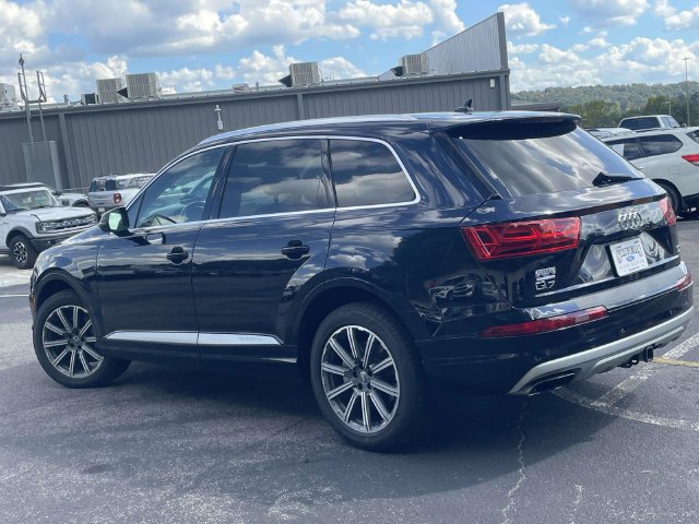 Used 2017 Audi Q7 3.0T Prestige AWD/4WD image 6