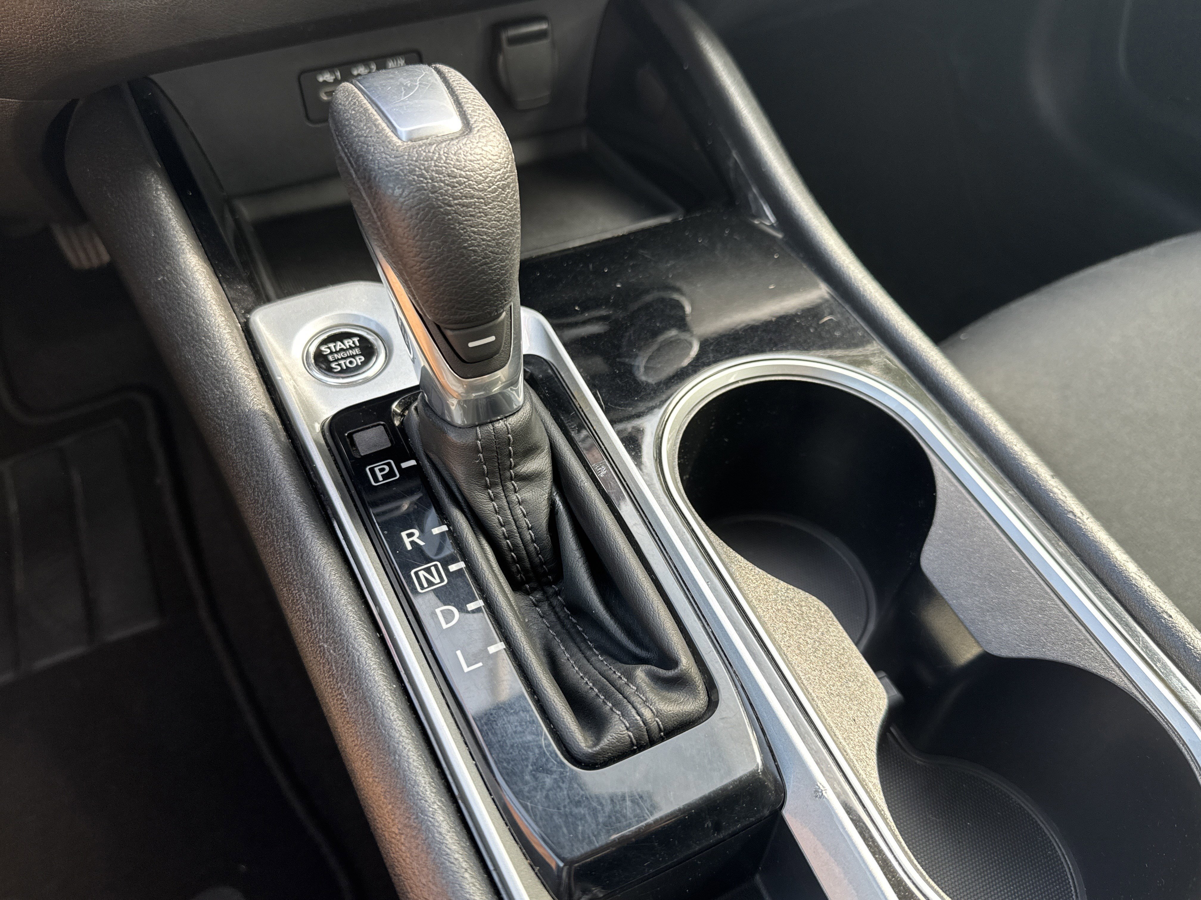 Used 2024 Nissan Altima 2.5 SV image 23