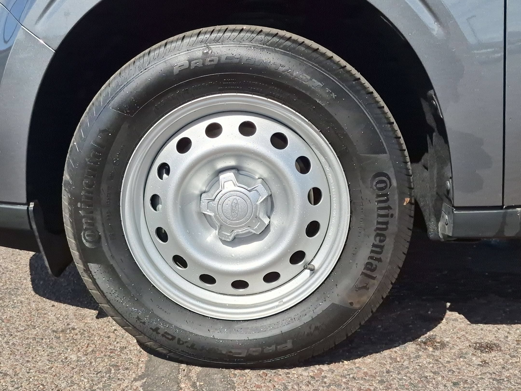 Certified 2025 Ford Maverick XL FWD image 11