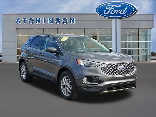 Certified 2023 Ford Edge SEL w/ Convenience Package image 4