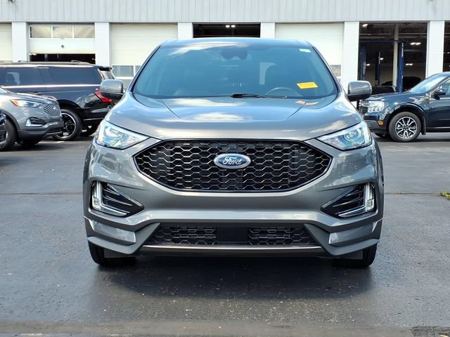 Certified 2023 Ford Edge ST-Line AWD/4WD image 2
