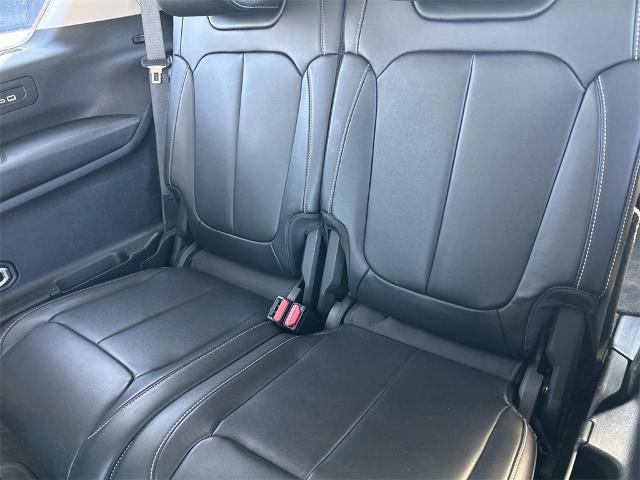 Used 2021 Jeep Grand Cherokee L Limited w/ Trailer Tow Group (B) image 16