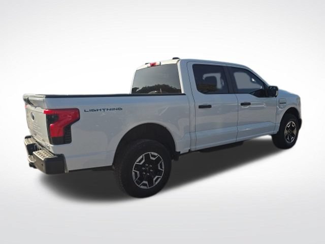 Certified 2022 Ford F150 Lightning Pro w/ Tow Technology Package AWD/4WD image 3