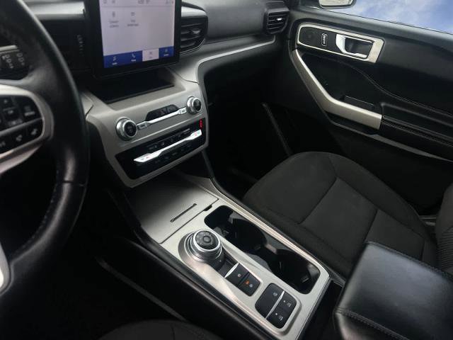Certified 2023 Ford Explorer XLT RWD image 12