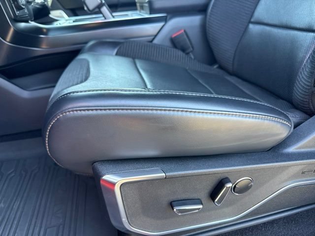 Certified 2023 Ford F150 Raptor w/ Raptor Carbon Fiber Package AWD/4WD image 18
