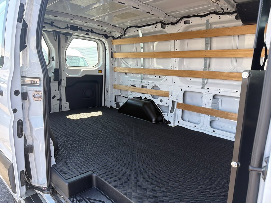 Certified 2025 Ford Transit 250 Low Roof w/ Exterior Upgrade Package RWD image 19