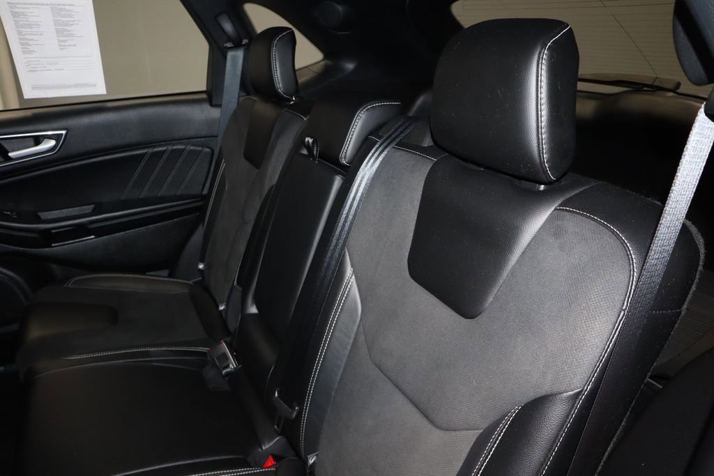 Certified 2023 Ford Edge ST image 22