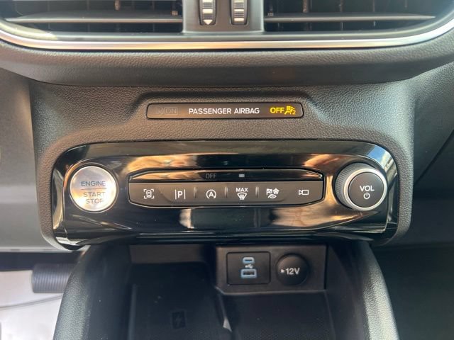 Certified 2023 Ford Escape Platinum AWD/4WD image 30