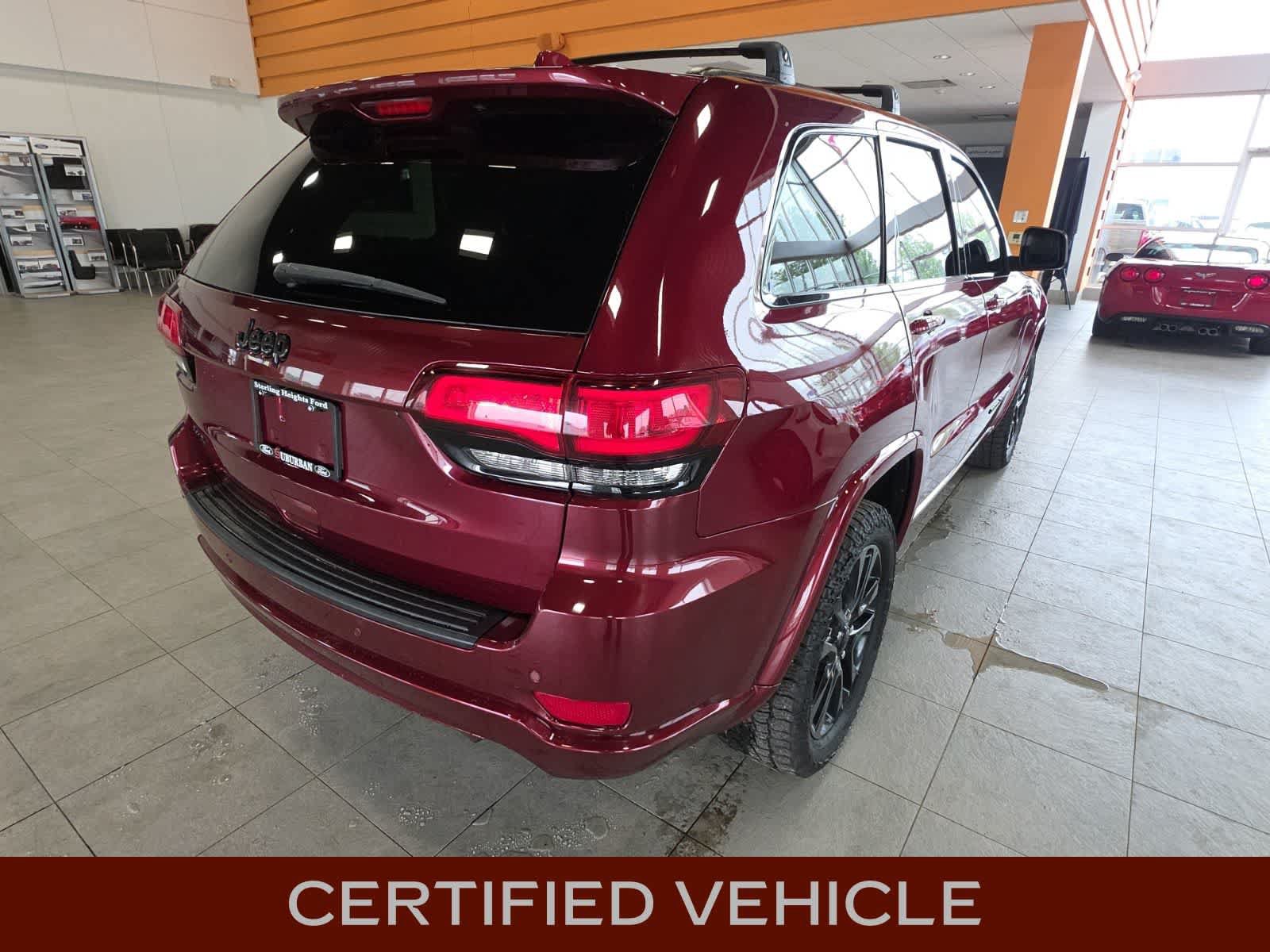 Used 2019 Jeep Grand Cherokee Altitude AWD/4WD image 9