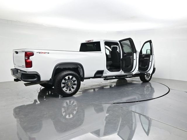 Used 2025 Chevrolet Silverado 2500 Custom AWD/4WD image 46
