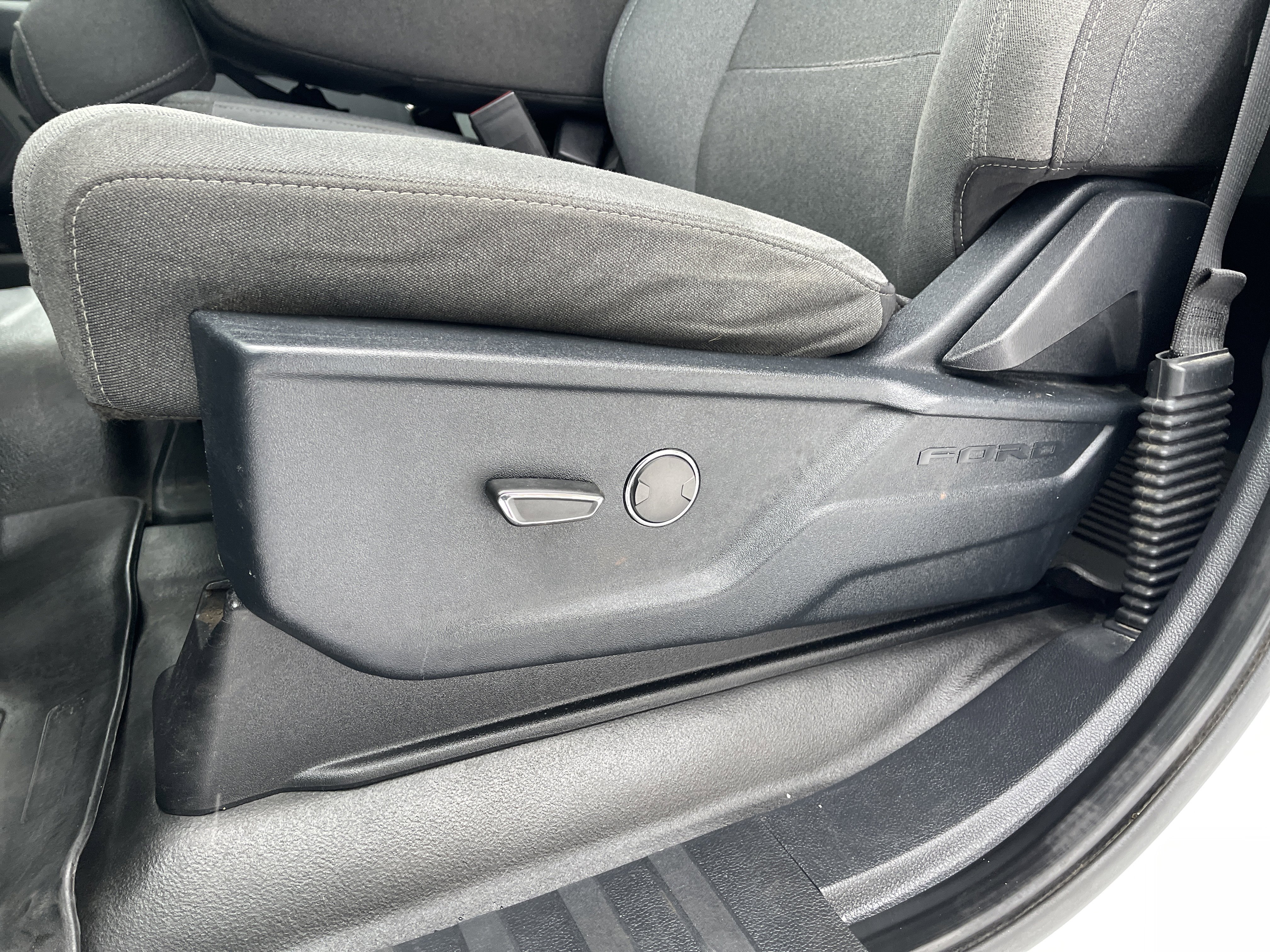 Certified 2021 Ford F150 XLT w/ FX4 Off-Road Package image 14