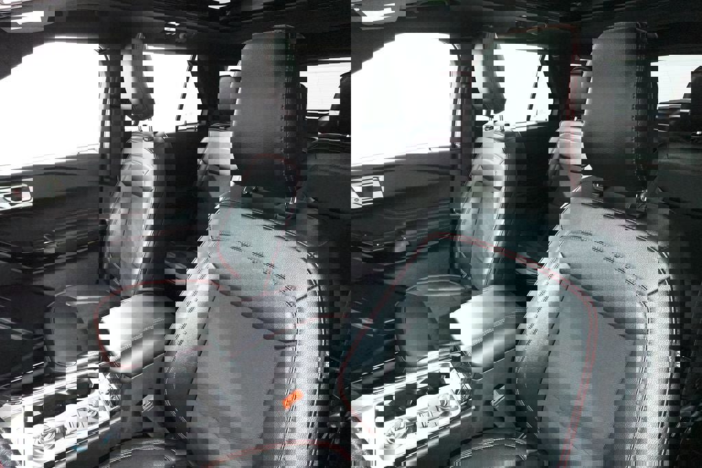 Certified 2023 Ford Explorer ST-Line image 12