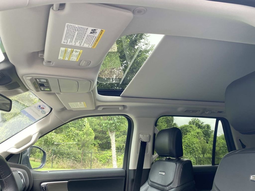 Certified 2025 Ford Expedition Max Platinum AWD/4WD image 24