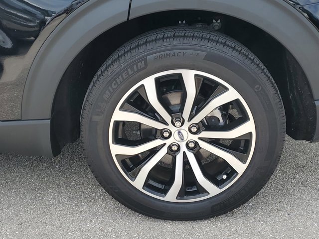 Certified 2025 Ford Explorer ST-Line image 8