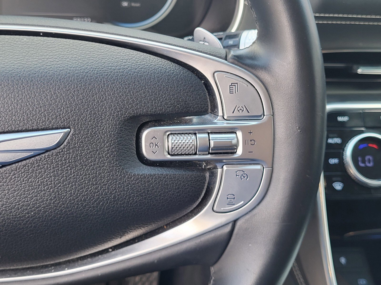 Used 2024 Genesis GV80 2.5T image 28