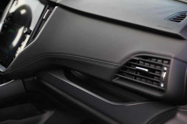 Used 2025 Subaru Outback Premium image 35