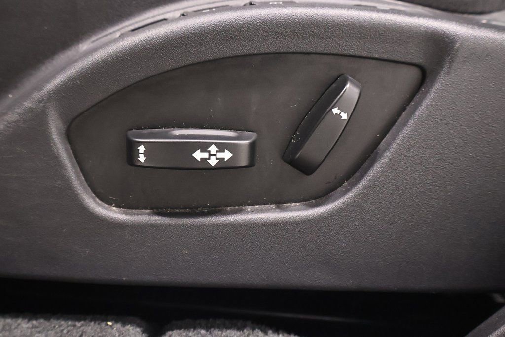 Used 2017 Volvo S60 T5 Inscription image 17