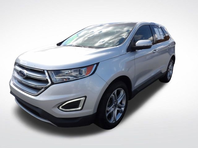 Certified 2018 Ford Edge Titanium w/ Equipment Group 301A FWD image 3