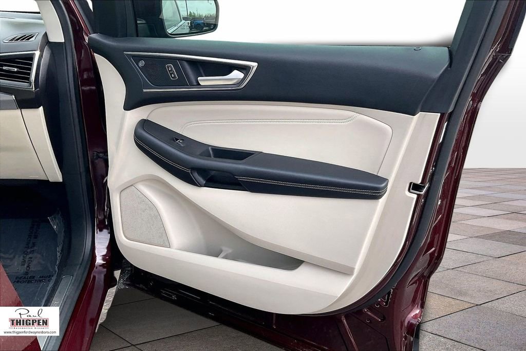 Certified 2021 Ford Edge Titanium FWD image 23