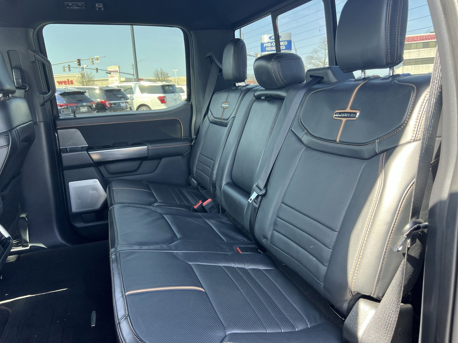 Certified 2022 Ford F150 Platinum w/ Equipment Group 701A High image 24