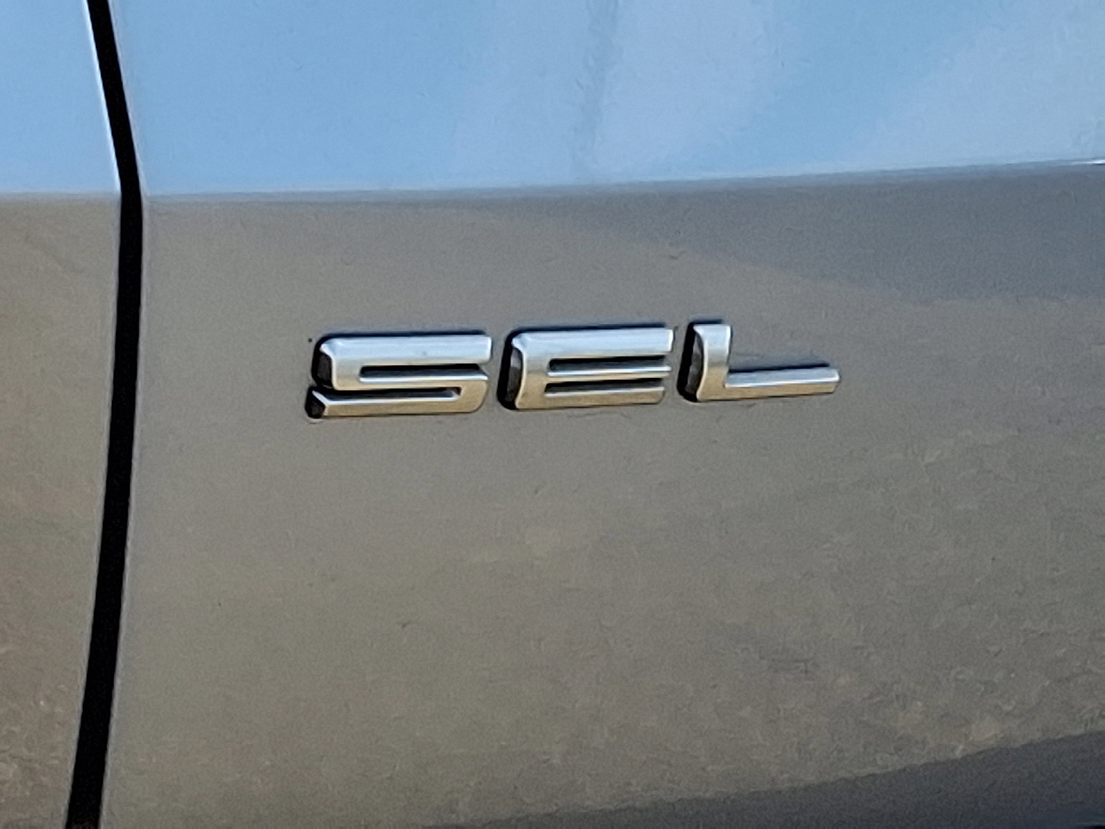 Certified 2022 Ford Escape SEL image 30