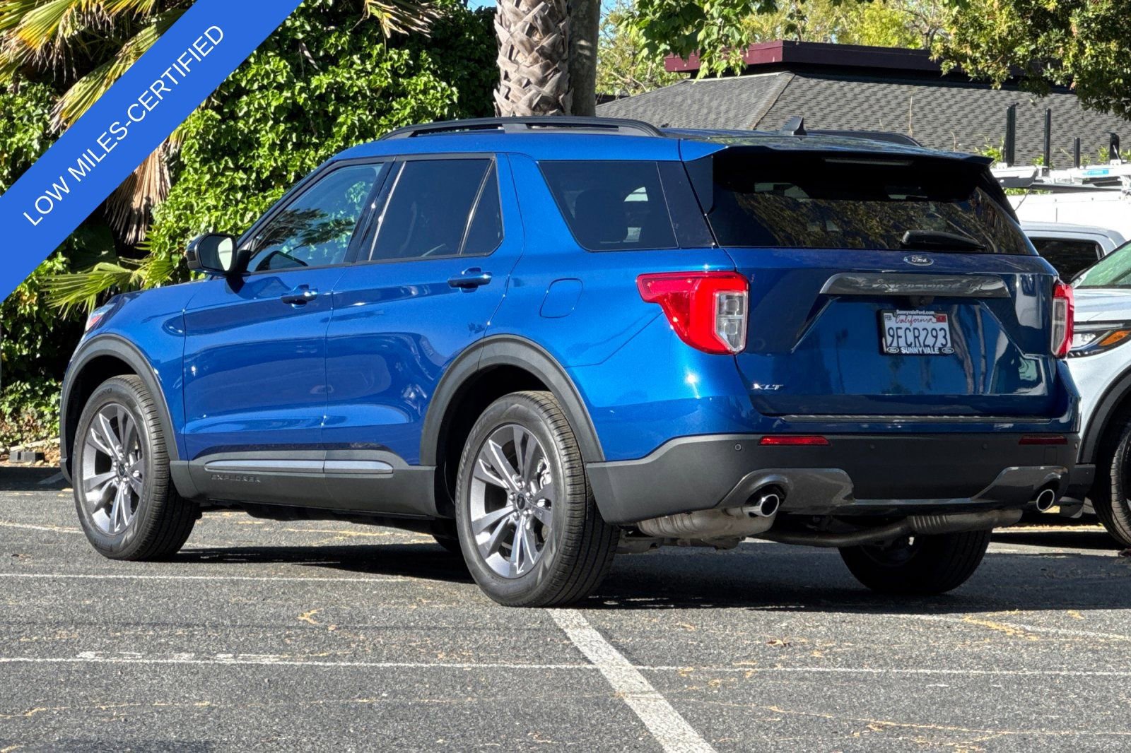 Certified 2022 Ford Explorer XLT w/ Equipment Group 202A RWD image 6