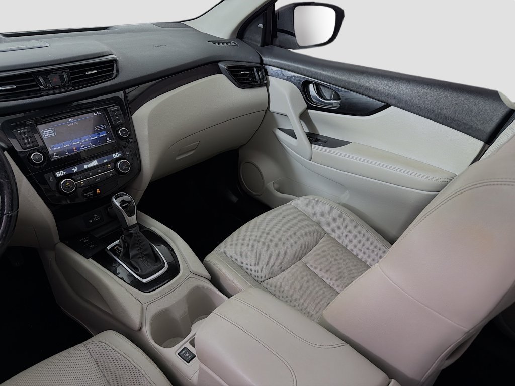 Used 2022 Nissan Rogue Sport SL w/ Premium Package AWD/4WD image 28