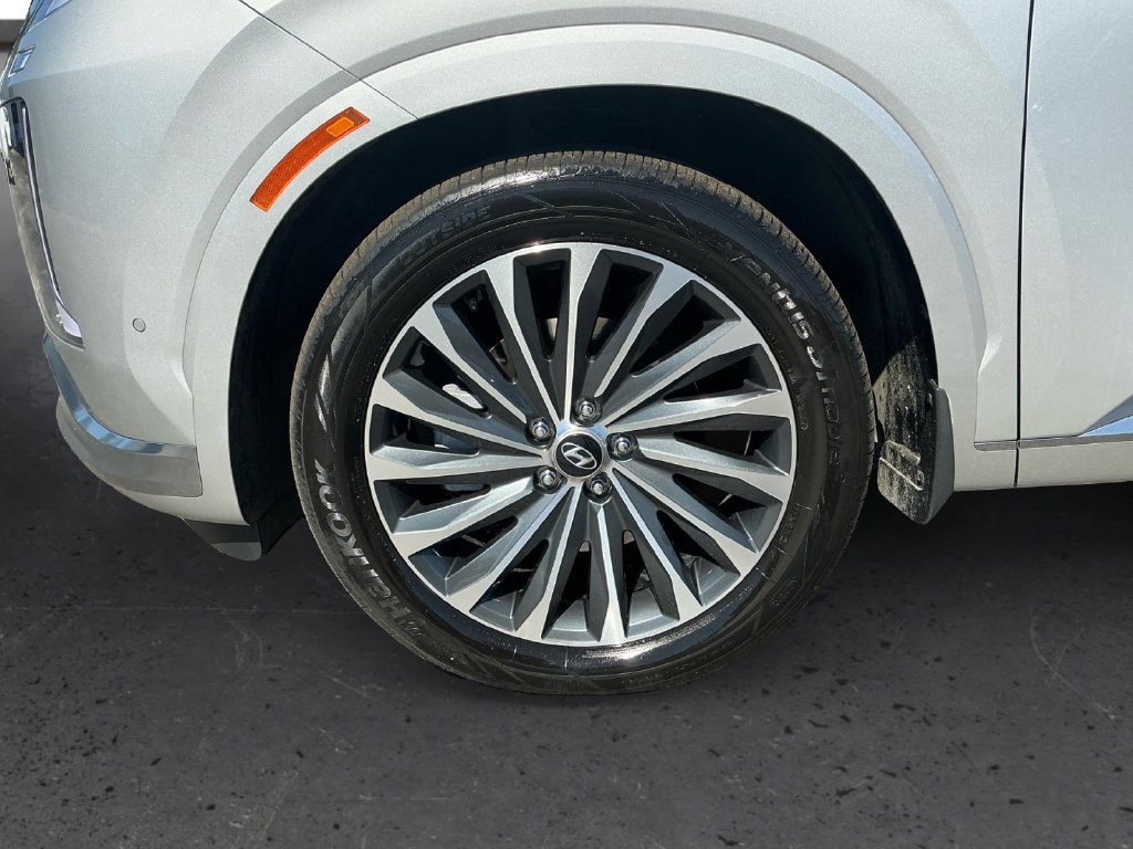 Used 2025 Hyundai Palisade Calligraphy AWD/4WD image 13