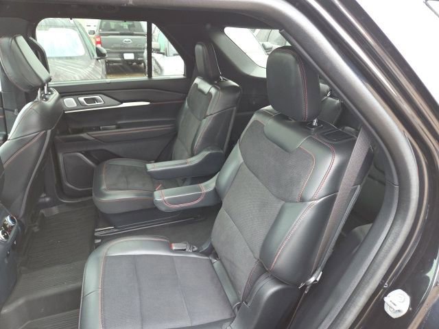 Certified 2025 Ford Explorer ST image 49
