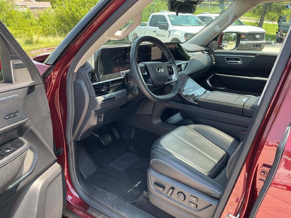 Used 2025 INFINITI QX80 Sensory AWD/4WD image 26