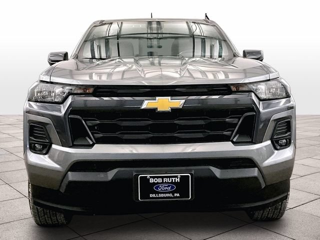 Used 2024 Chevrolet Colorado LT w/ LT Convenience Package AWD/4WD image 3