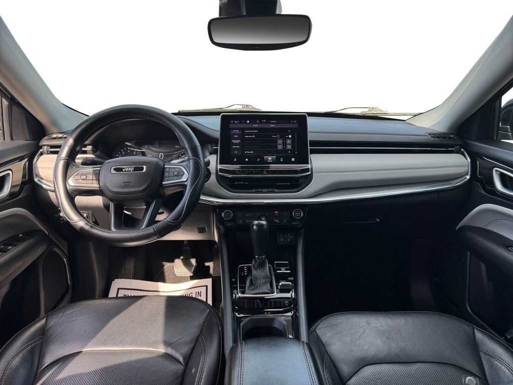 Used 2022 Jeep Compass Limited image 13