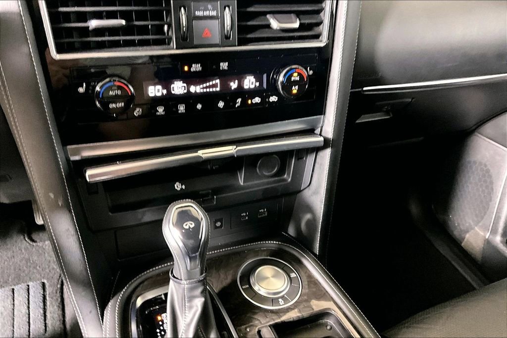 Used 2024 INFINITI QX80 Luxe image 26