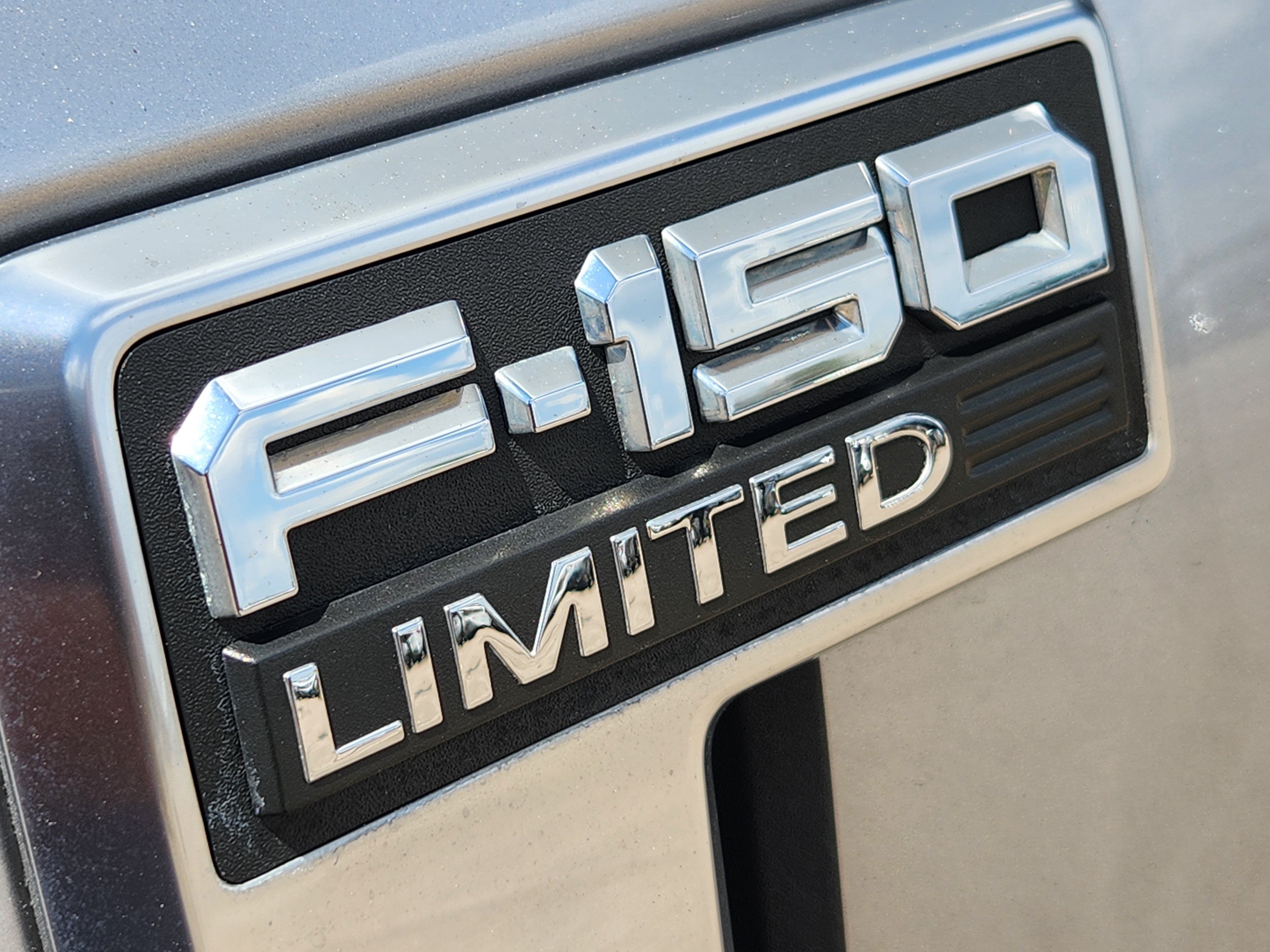 Certified 2023 Ford F150 Limited AWD/4WD image 8