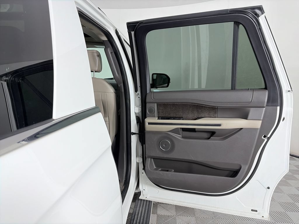 Certified 2020 Ford Expedition Max Limited w/ Equipment Group 302A AWD/4WD image 28
